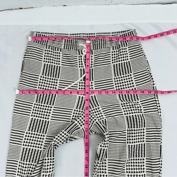 L*Space Women's Size Medium Best I Ever Plaid Sprinter Pants - Picture 9 of 12